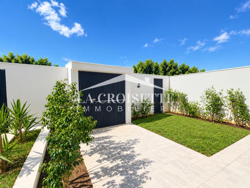 Villa S+4 avec piscine au Berges du Lac 2